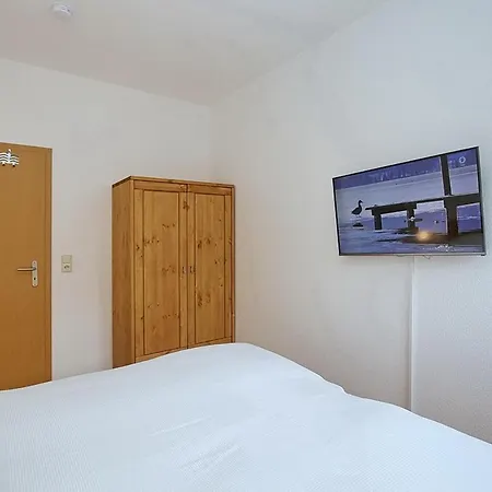 Διαμέρισμα Triton 03